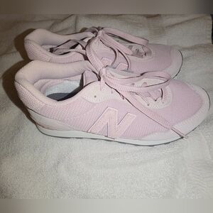 New Balance Light Pink / Lavender Sneakers - Size 7 - Great Condition - Worn X2